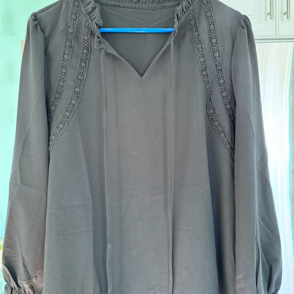 Source Unknown Black Blouse with Lace Accents